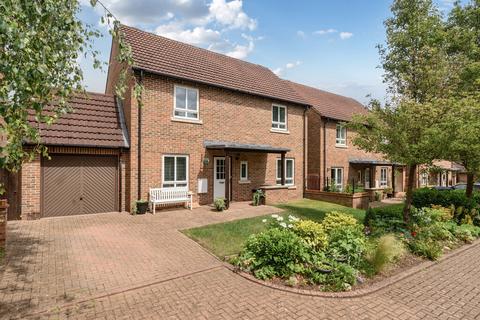 2 bedroom retirement property for sale, Edinburgh Gate, Denham Garden Village, Denham, Buckinghamshire, UB9