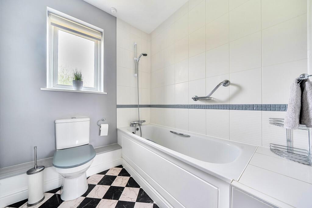 Ensuite Bathroom