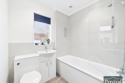 2 bedroom bungalow for sale, The Grove, Earls Colne, Colchester, CO6
