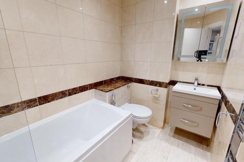 2 bedroom flat to rent, Princes Court, 88 Brompton Road, Knightsbridge  SW3