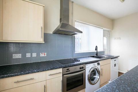 2 bedroom bungalow to rent, Ashfield Avenue, Raunds