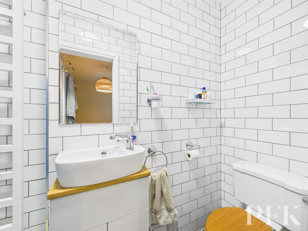 Ensuite Shower Room