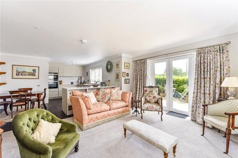 2 bedroom apartment for sale, Farnham Road, Liss, Hampshire, GU33