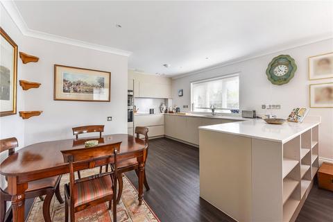 2 bedroom apartment for sale, Farnham Road, Liss, Hampshire, GU33