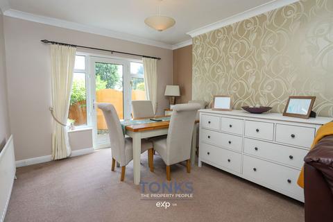 3 bedroom semi-detached house for sale, Pine Road, Oldbury B69