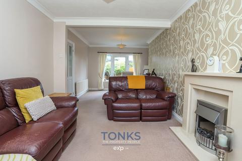 3 bedroom semi-detached house for sale, Pine Road, Oldbury B69