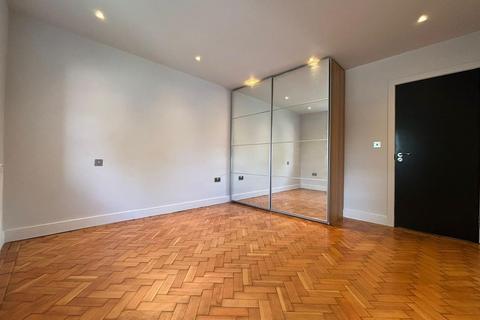 undefined, Hale Lane, Mill Hill, NW7