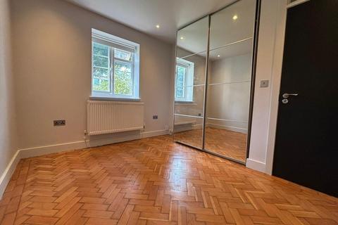 undefined, Hale Lane, Mill Hill, NW7