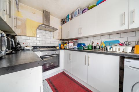 19 Merganser Gardens, London, SE28 0DH