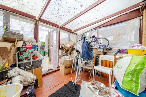 19 Merganser Gardens, London, SE28 0DH