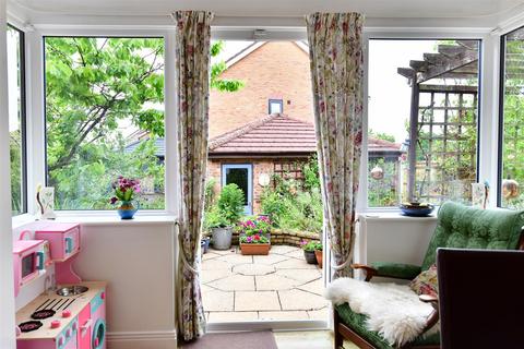 40 Milltown Way, Leek, ST13 5SZ