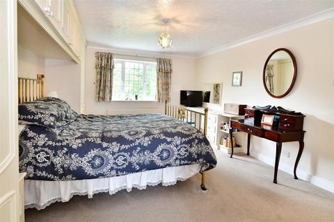 40 Milltown Way, Leek, ST13 5SZ