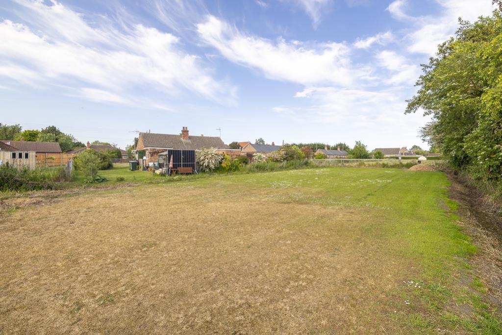 Land, Rear of Maidens Hall Lane (Stickney)-13