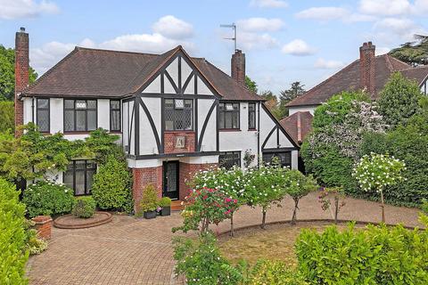 undefined, Broadway, Gidea Park
