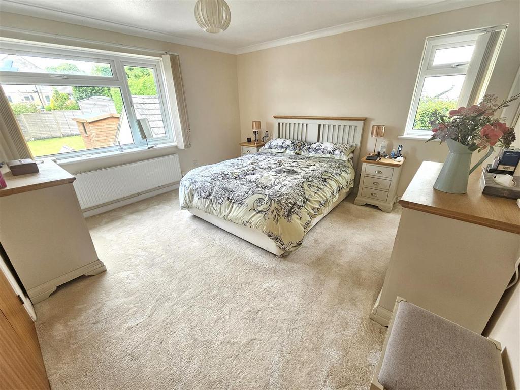 Master Bedroom.jpg