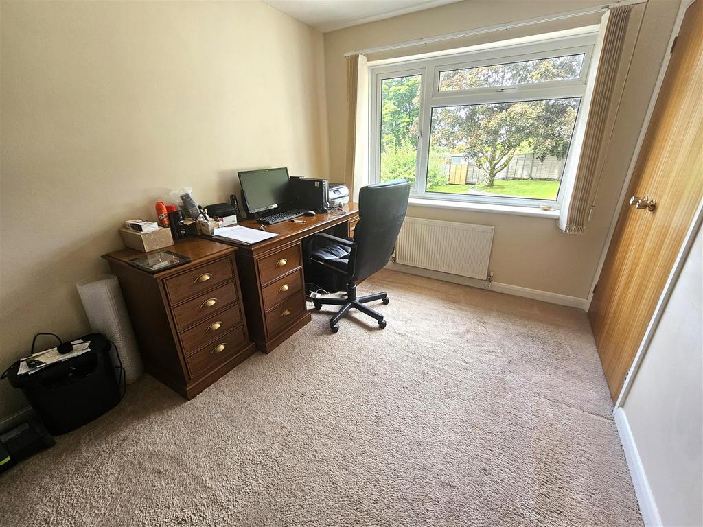 Bedroom 4.jpg