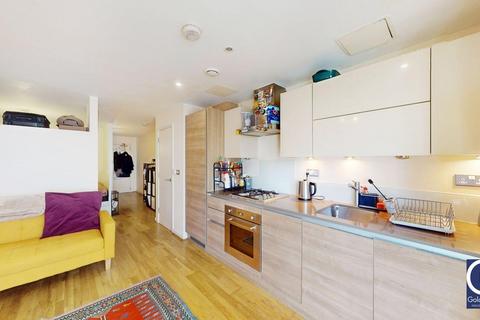 Studio for sale, Cable Street, London, E1
