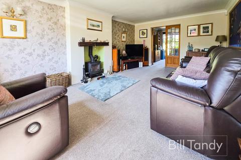 4 bedroom detached house for sale, Hood Lane, Armitage, Rugeley, WS15