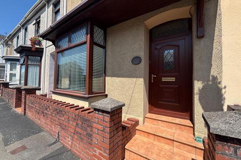 10 Capel Isaf Road, Llanelli, SA15 1QD