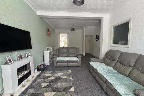 10 Capel Isaf Road, Llanelli, SA15 1QD