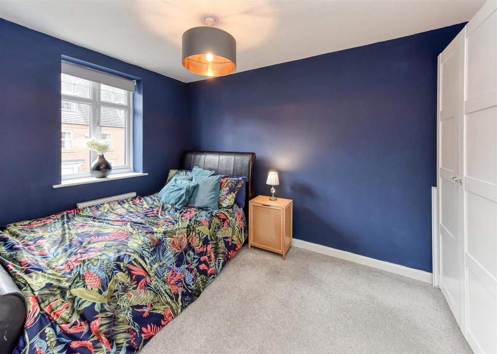 61 Henry Fowler Drive-bed4.jpg
