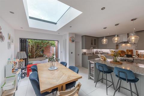5 bedroom terraced house for sale, Mistletoe Road, Jesmond, NE2