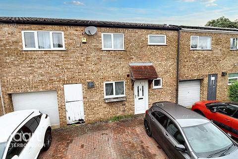 2 Oxclose, Bretton, Peterborough, PE3 8JR