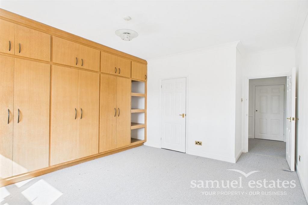 Main Bedroom