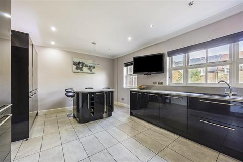 4 bedroom terraced house for sale, Morningside Close, Prestbury, Cheltenham