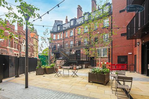 Cross Burgess Street, Sheffield, S1