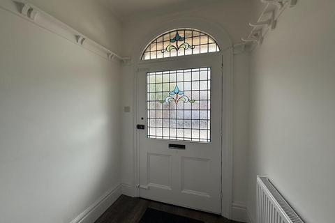 2 bedroom apartment to rent, Park Grove, Derby DE22