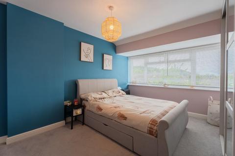 25 Camberley Crescent, Wolverhampton, WV4 6QR