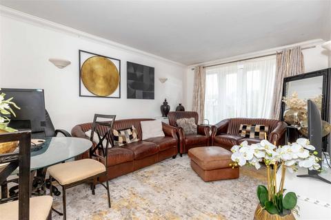2 bedroom flat for sale, St. Botolphs Road, Worthing