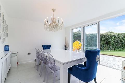 4 bedroom semi-detached house for sale, Bucks Hill, Kings Langley, WD4