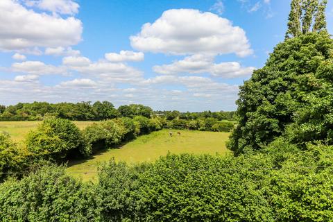 4 bedroom semi-detached house for sale, Bucks Hill, Kings Langley, WD4