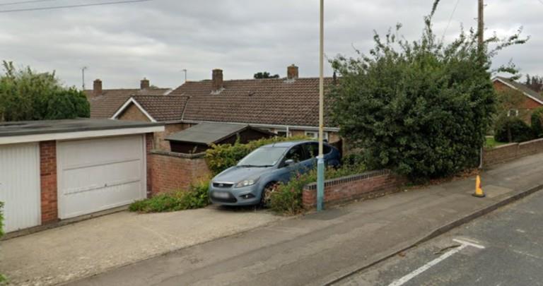 Garage and Parking.jpg