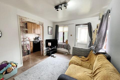undefined, Reed Avenue, Camperdown, Newcastle upon Tyne, Tyne and Wear, NE12 5XH