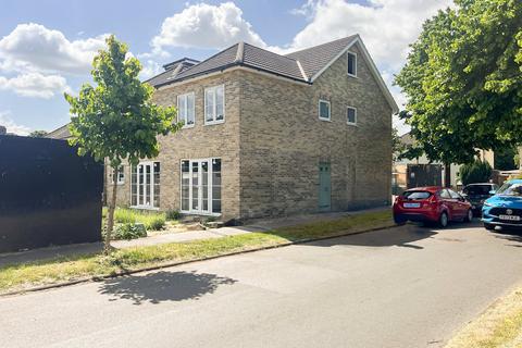 3 bedroom house for sale, 32 & 32B Ramsden Square, Cambridge, CB4 2BJ