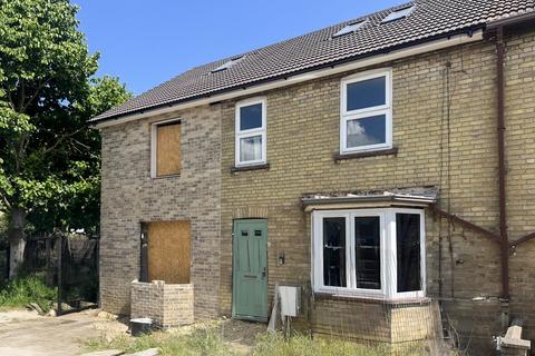 3 bedroom house for sale, 32 & 32B Ramsden Square, Cambridge, CB4 2BJ