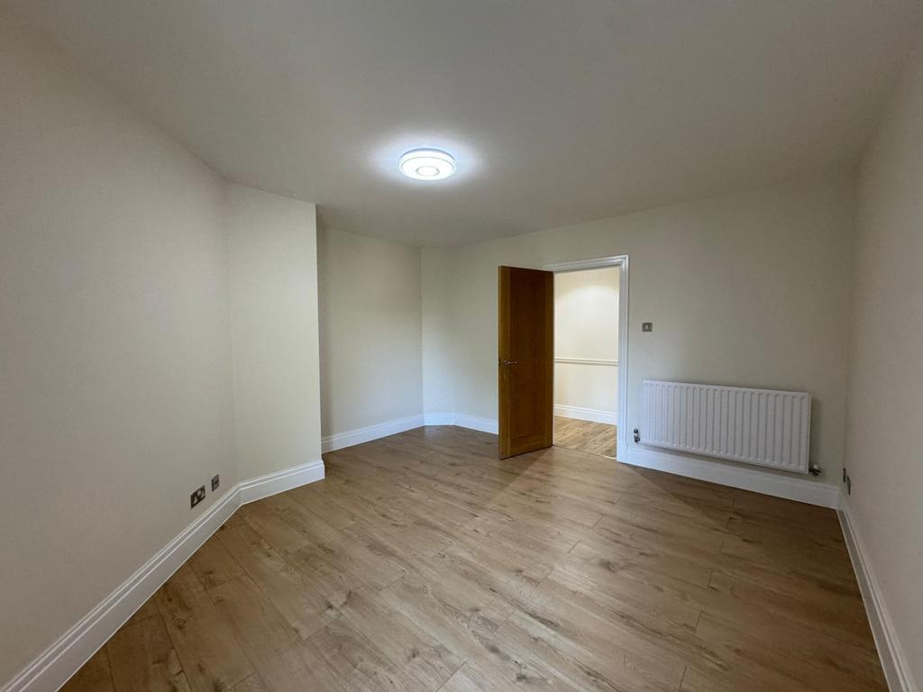 Bedroom 2.1