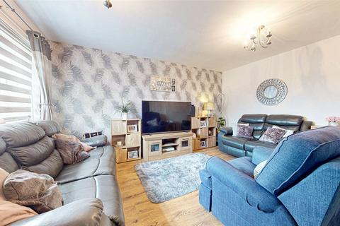 2 bedroom maisonette for sale