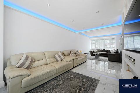 6 bedroom end of terrace house for sale, Lee Road, Perivale, Middlesex, UB6