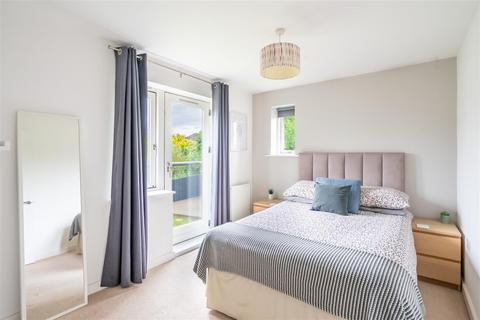 2 bedroom semi-detached house to rent, Bellerby Court, York, YO31 0PJ