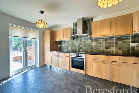 1 Landseer Close, Hornchurch, RM11 1FJ