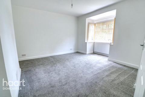 2 bedroom bungalow for sale, Thorne Road, Wheatley Hills, Doncaster