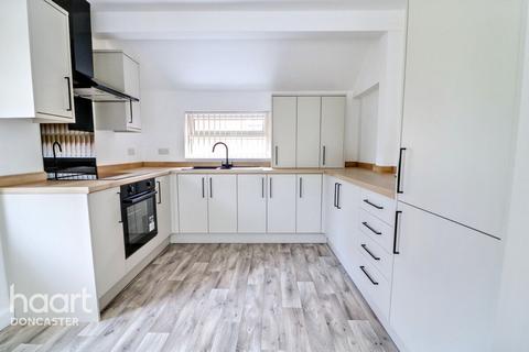 214 Thorne Road, Doncaster, DN2 5AG