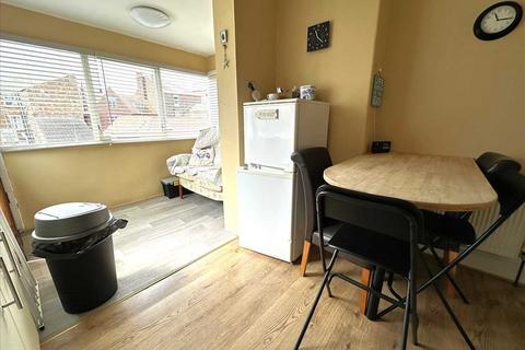 4 bedroom apartment for sale, Belle Vue Street, Filey