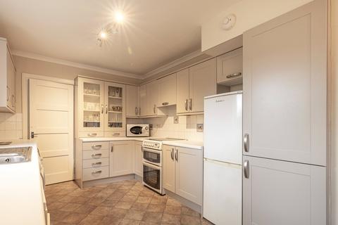 92 Cartside Road, Clarkston, Glasgow, G76 8QD