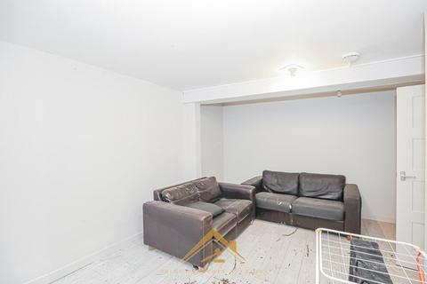 4 bedroom flat for sale, Theatre Lane, Aberdeen AB11
