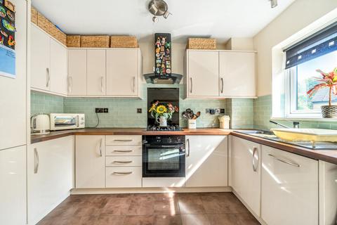 4 Tree View Close, London, SE19 2QT